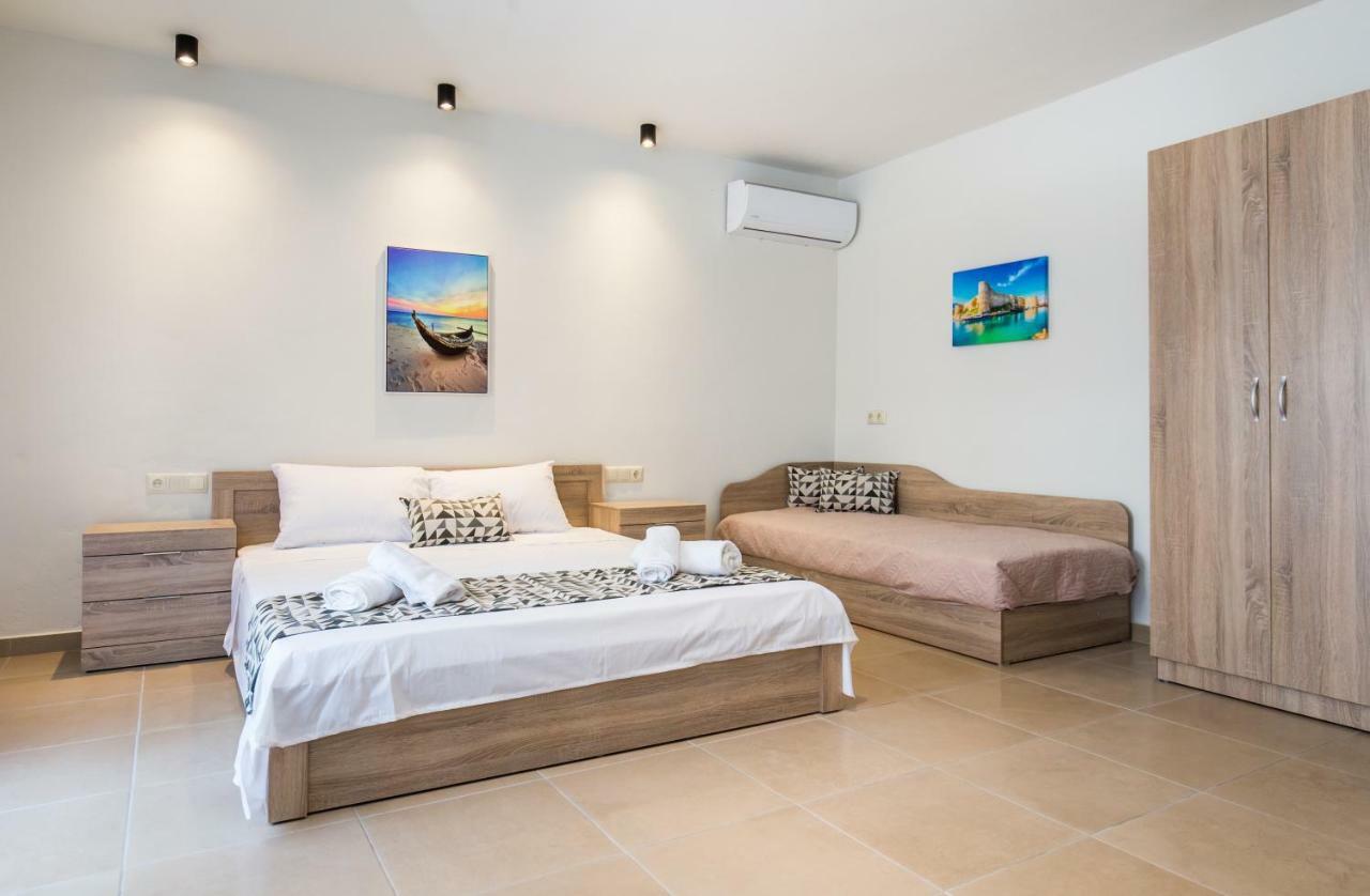 Apartment & Elisabeta